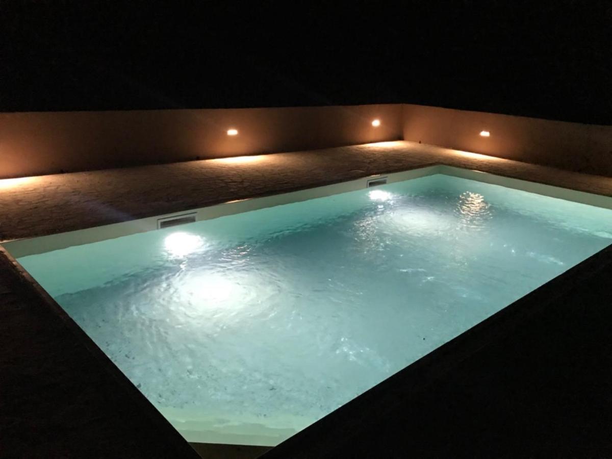 Ella Appartement Lukovo Šugarje Buitenkant foto